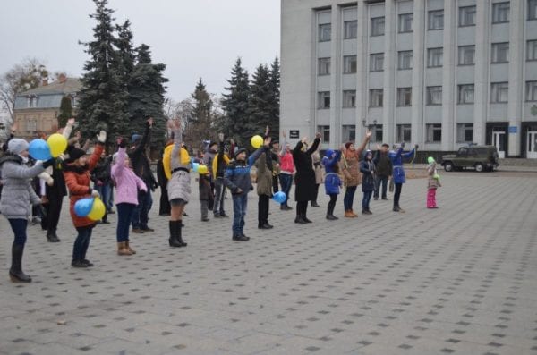 Флеш-моб “Я – патріот”: за мир та територіальну цілісність України! Бердичів