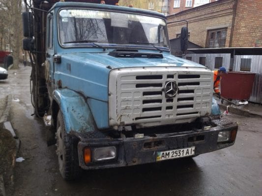 Ракетная мощь России не потрясла Бердичев: у нас так мусор убирают и туалеты ремонтируют