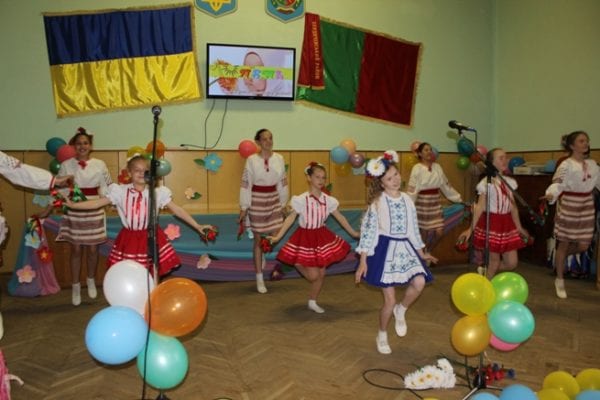 Бердичівська райдержадміністрація на дві години перетворилася в Країну дитячих мрій