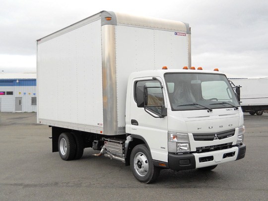 Вантажівка в’їхала у натовп на різдвяному ярмарку в Берліні