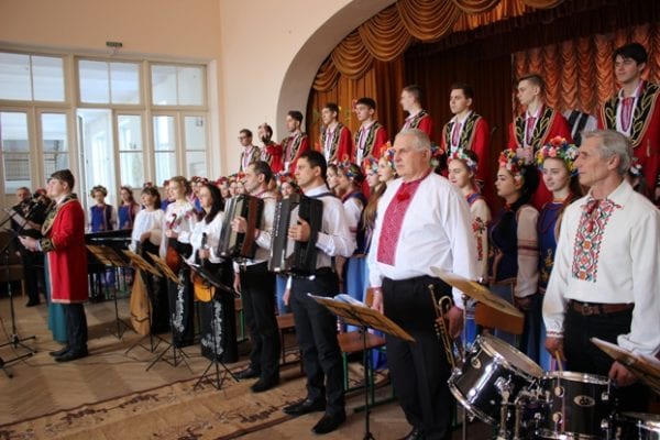 В стінах Бердичівського педагогічного коледжу відгримів фестиваль «Музика, що єднає молодь». ФОТО