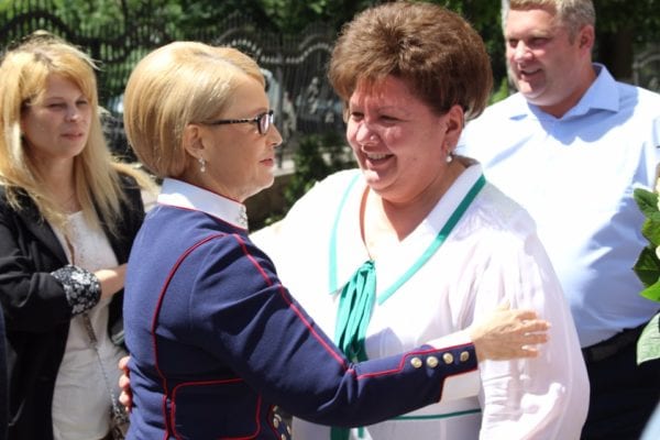 Тимошенко і “Батьківщина” могли б перемогти на виборах у грудні, – КМІС