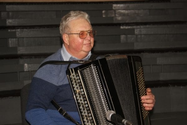 У Бердичеві дав концерт незрячий баяніст-віртуоз Олександр Цовбун