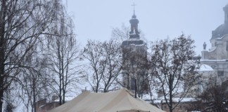 Пункти незламності у Бердичеві працюють по-бердичівські Фортеця