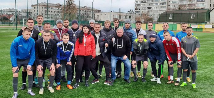 футбол