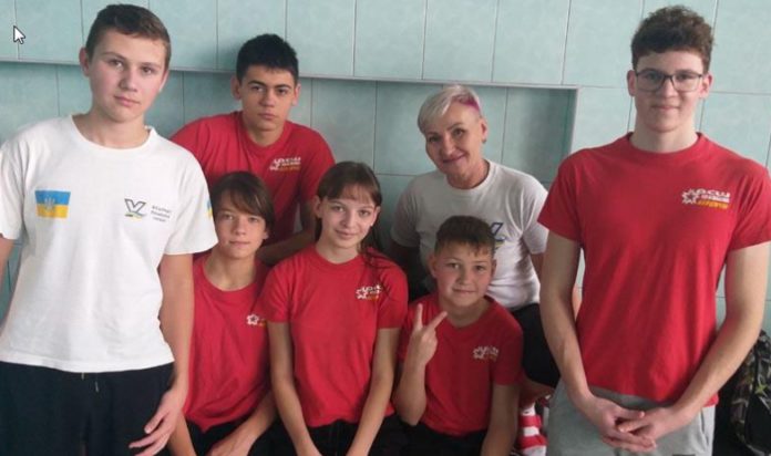 Плавання спорт