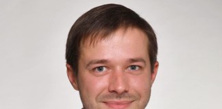Олексій Тростянський: вже можна обміняти 5 ламп розжарювання на стільки ж енергоощадних LED-ламп Олексій Тростянський