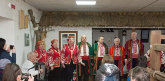 У музеї Бердичева бажаючі власноруч робили символ Різдва – дідух Музей