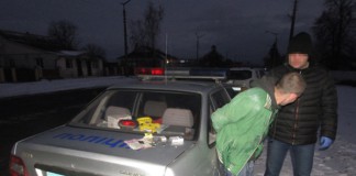 Cин обікрав матір: поліція розпочала розслідування поліція затримала