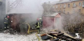 У Бердичеві пожежа: горіли приватні гаражі для авто пожежа