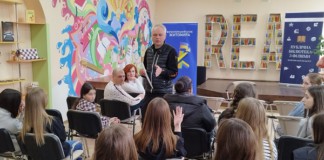 У Бердичеві реалізують проєкт з меморіалізації спогадів дітей, які були свідками воєнних подій бібліотека