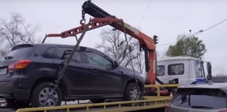 У Верховній Раді зареєстрували законопроєкт про більш жорстке покарання п’яних водіїв та конфіскацію їх автівок для ЗСУ Евакуатор авто