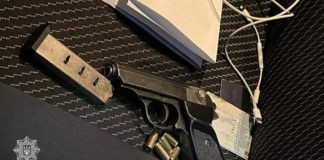Хизувався пістолетом у соцмережі: поліцейські вилучили зброю Зброя