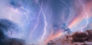 Бердичів накриють потужні грози та шквали! Сьогодні у Бердичеві очікують на сильну грозу