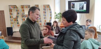 У Бердичеві презентували книгу про загиблих Українських Воїнів Калашников книга