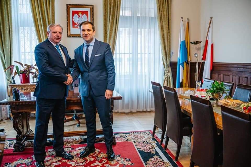 Явір та Бердичів