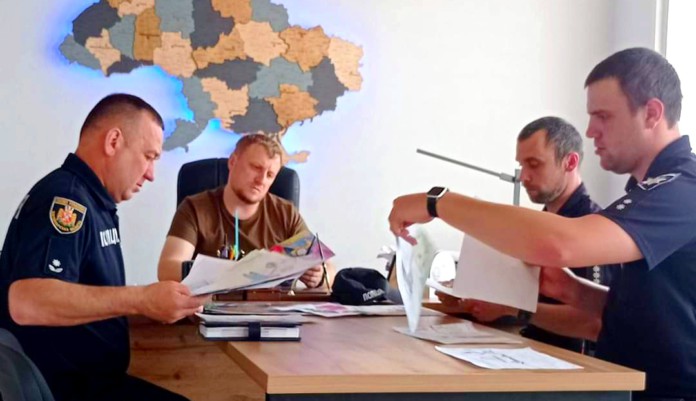 Поліція