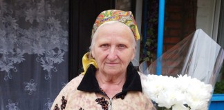 Мати героя Ігоря Петрушина отримала подяку від командування військового підрозділу мама