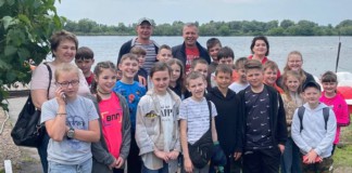 Гімназисти Бердичева відвідали міську пошуково-рятувальну службу на воді рятувальники