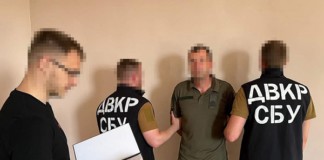 СБУ на Житомирщині затримала «крота» в ЗСУ, який шпигував за бойовими літаками СБУ