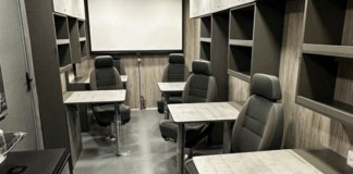 У Бердичеві компанія Comfort Cars зробила офіс на колесах для ЗСУ переобладнання авто