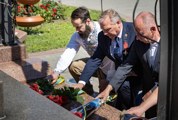 Вшанували героїв