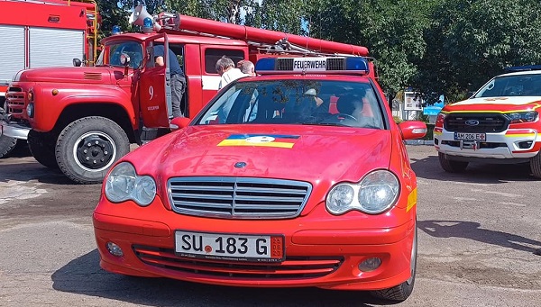 Рятувальний автомобіль Мерседес