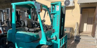 Вилкові навантажувачі та особливості їх використання Навантажувач