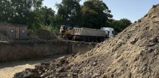 У Бердичеві розпочали будівництво укриття для гімназії №8 Котлован у Бердичеві
