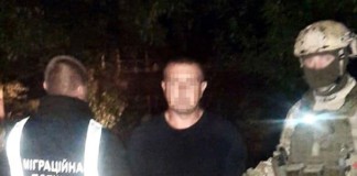 Поліція затримала сутенера та сімох жриць кохання сутенер