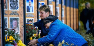 Алея Пам’яті 325 синів та дочок Бердичівщини, що віддали життя за Україну Алея пам'яти у Бердичеві