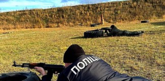 Бердичівські поліцейські удосконалюють свої навички у вогневій підготовці та наданні домедичної допомоги Поліція Бердичева проводить тренування