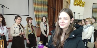 Вифлеємський вогонь принесли до Ліцею “Територія 12” у Бердичеві: символ миру та світу сердець Вифлеємський вогонь у Бердичеві