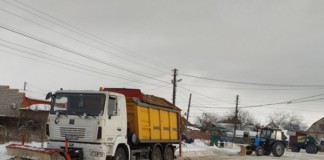 У Бердичеві продовжується боротьба з ожеледицею МКП «Бердичівкомунсервіс» звітує про виконані роботи з благоустрою міста