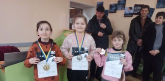 У Бердичеві пройшов чемпіонат області з класичних шахів Дівчатка
