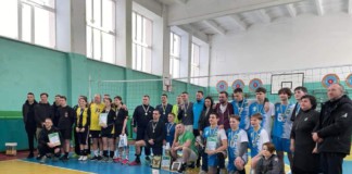 За ініціативи Аліни Дацюк бердичівляни збирали допомогу ЗСУ Волейбол