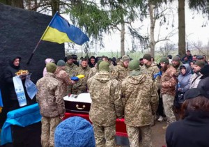 Нікіта Майструк на кладовищі