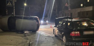 Бердичівлянин на Мазді не надав перевагу: ДТП ДТП у Житомирі