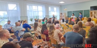 Батьки та вчителі 14 школи зустрілися з представниками міської влади Бердичева Наталія Онуфрієнко