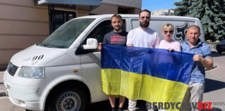 Народний депутат Богдан Кицак подарував ще одне авто для ЗСУ Богдан Кицак та авто