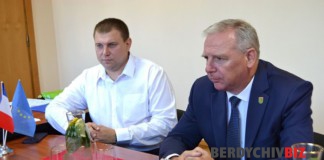 Мер Бердичева прогнозує, що сьогодні у місті влкючать опалення Бердичівська міська рада призначить стипендії спортсменам