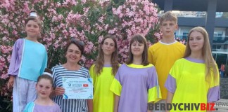 Ансамбль «Золотий ключик» з Бердичева блискуче виступив на міжнародному фестивалі в Чорногорії Ансамбль Золотий ключик