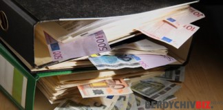 75-річна бердичівлянка втратила 58 000 грн через фальшивий «виграш» з-за кордону Гроші
