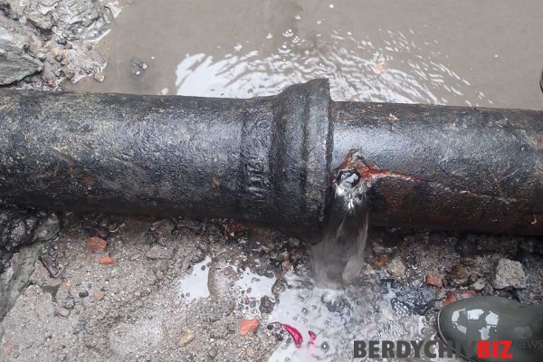 Сталася аварія не мережі водоспостачання