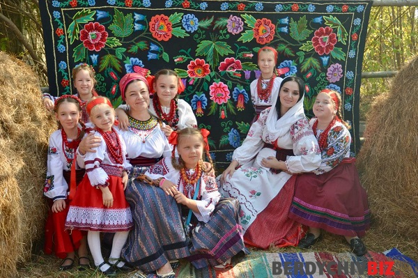Традиційний гастрономічний фестиваль «Білий борщ, і не тільки»