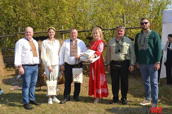 Були представлені найкращі традиційні страви, зокрема і білий борщ