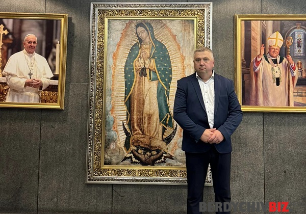 Візит до Нью-Йорка також включав зустріч з кардиналом Тімоті Доланом