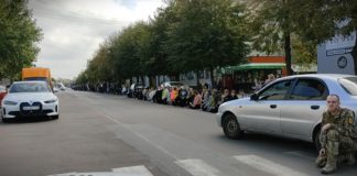 Бердичів провів у засвіти 19 річного Героя Артура Данілюка Бердичів провів в останній шлях 19 річного Героя