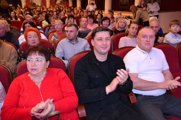 На знак вдячності та визнання видатних досягнень працівників культури