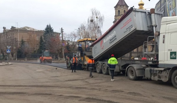 Спеціалісти компанії «Автомагістраль» активно працюють